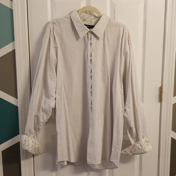 International Laundry Other - Contrast cuff shirt by International Laundry